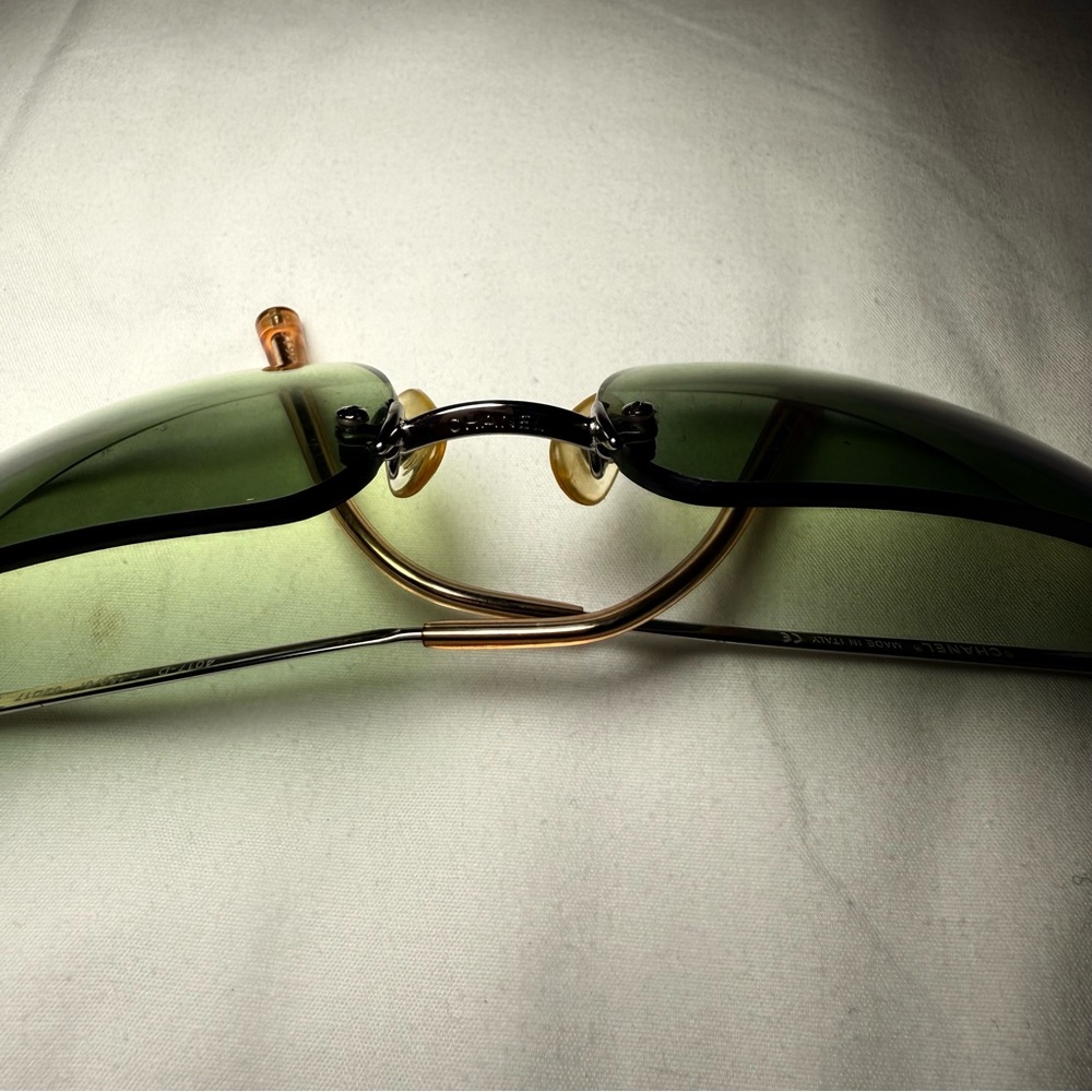 Vintage Chanel Green Tinted Sunglasses – Rhinestone Logo – Women’s - Picture 6 of 10